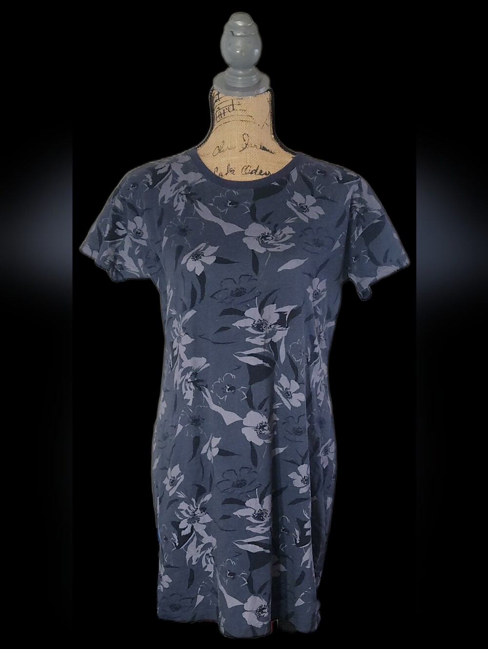 #WC7 Columbia Sportswear Women's Navy Floral Short-Sleeve